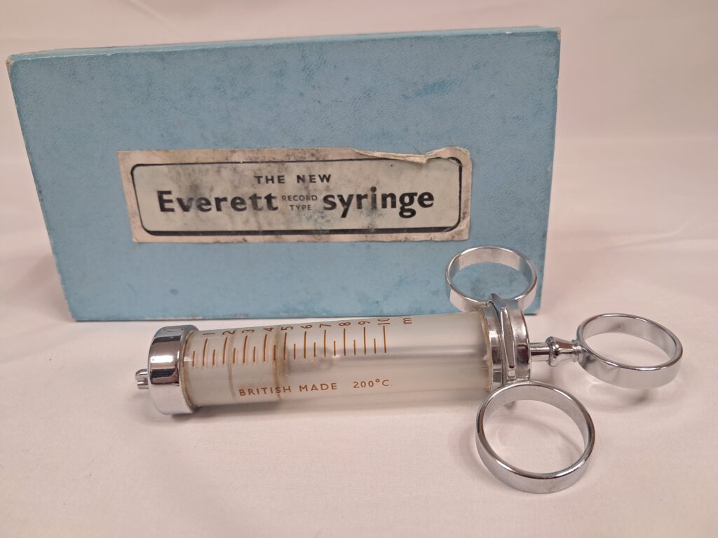 Everett Record Type Syringe